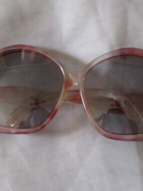 Vintage sunglasses Large rose colored made in france